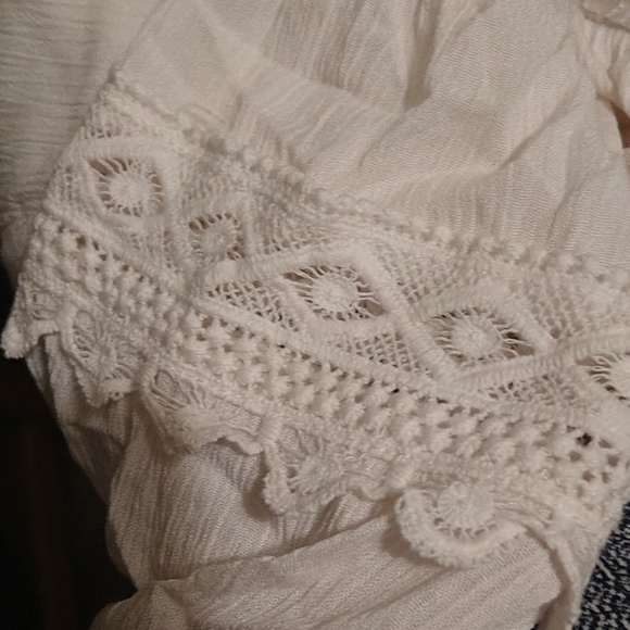 Mossimo off shoulder Top  SOLD, SOLD,SOLD - Picture 7 of 7